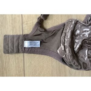 Wacoal breast cancer awareness bra.